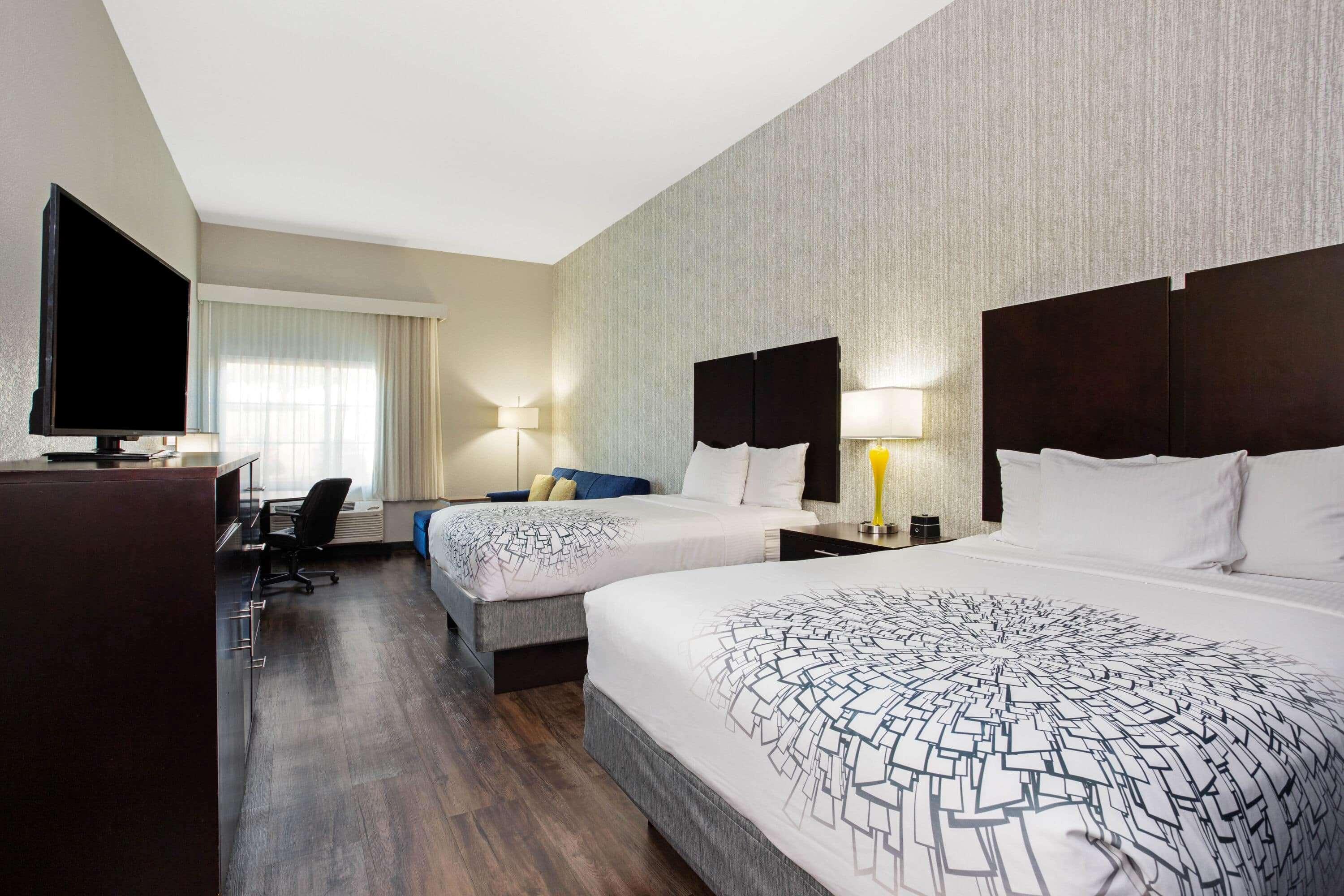 La Quinta By Wyndham Palestine Hotel Ngoại thất bức ảnh